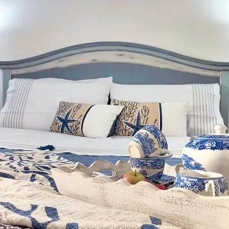 Pensión Golden House