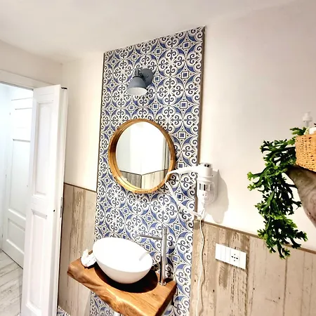Golden House Porto Torres