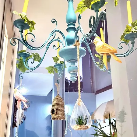 Pensión Golden House