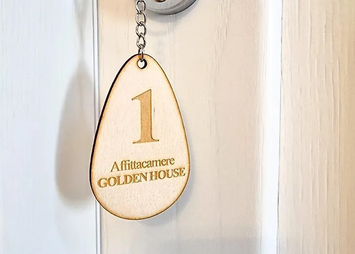 Golden House Порто-Торрес